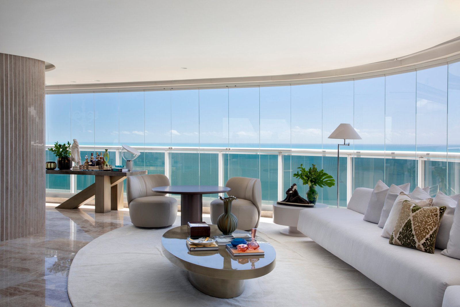 Romário Rodrigues Arquitetos